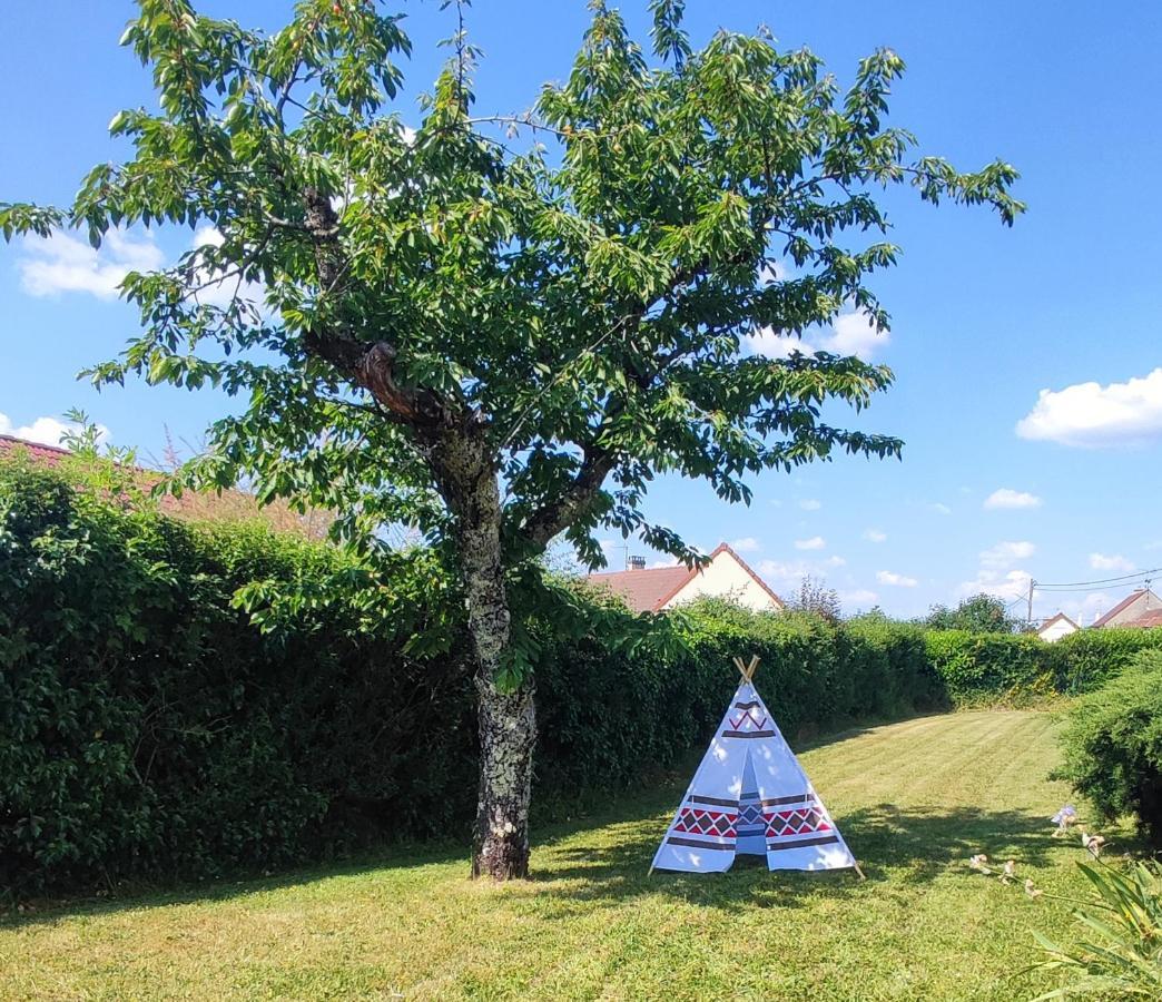 Villa Des Petites Chaumes Avallon Esterno foto